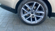 Land Rover Range Rover 3.0 D300 HSE 4dr Auto Diesel Estate